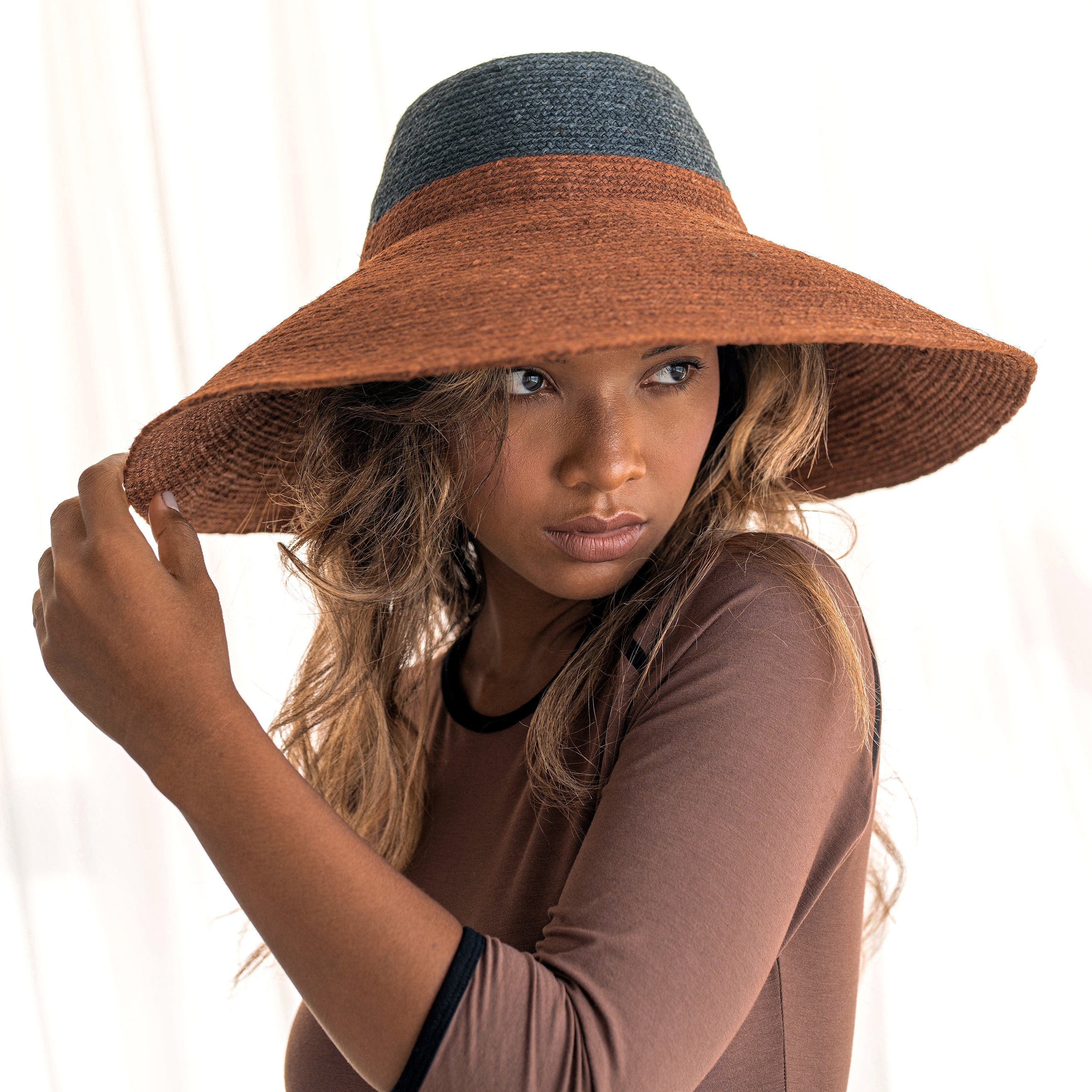 RIRI DUO Jute Handwoven Straw Hat in Burnt Sienna & Black by DC-BrunnaCo